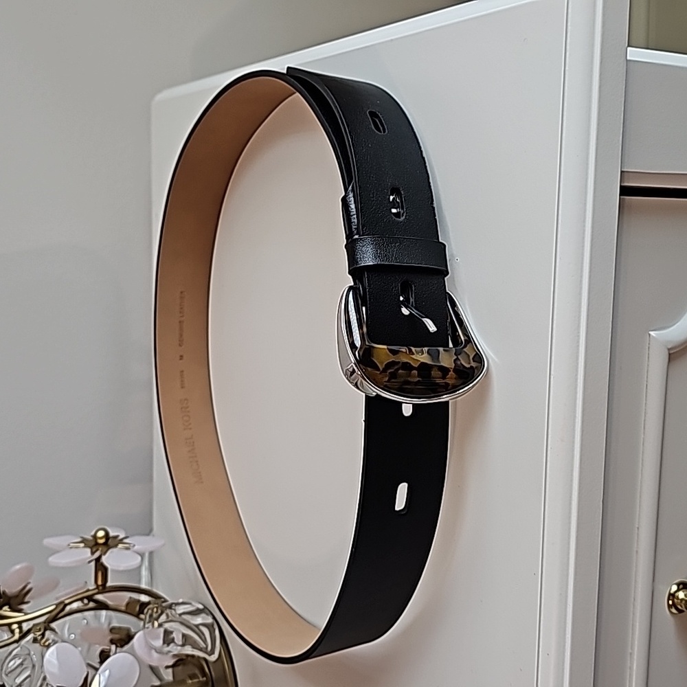 Michael Kors Black Belt Size Med. Silver&Tortious Buckle